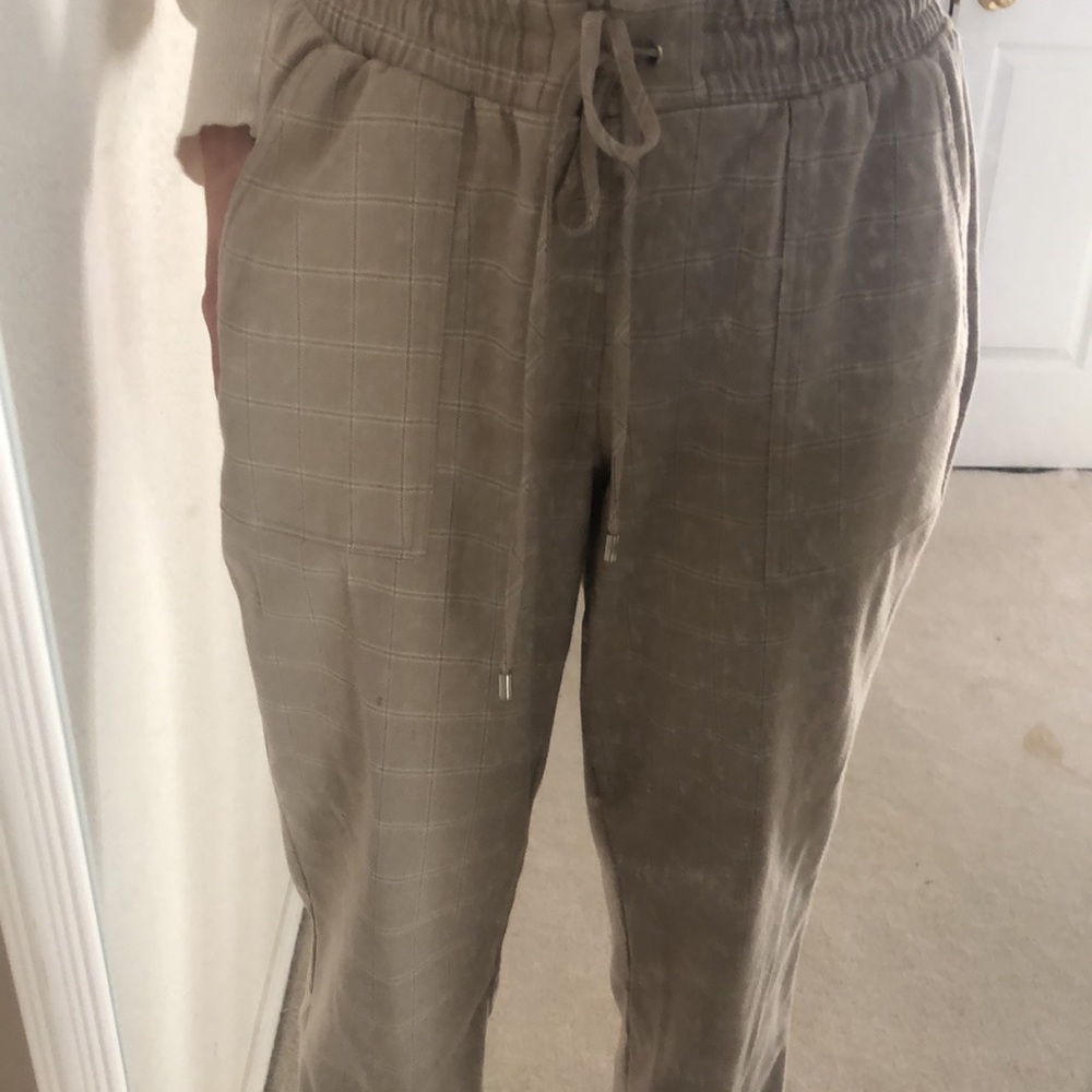 khaki plaid business joggers
